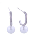 AKA 14k Glamorous Link Pearl Post Earrings